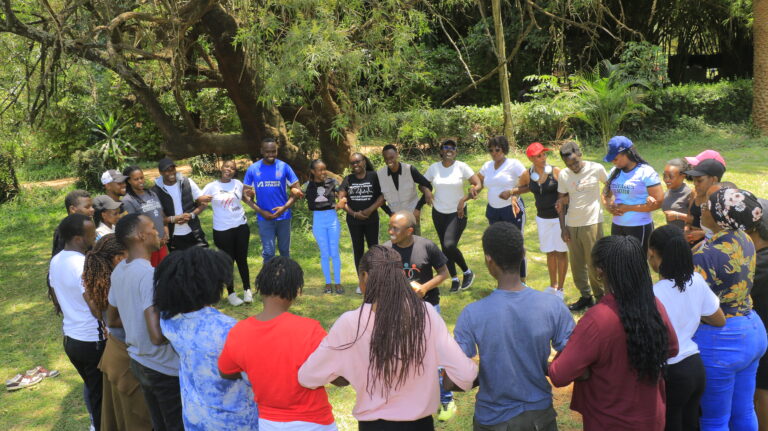 Younity-events-group-photo-circle
